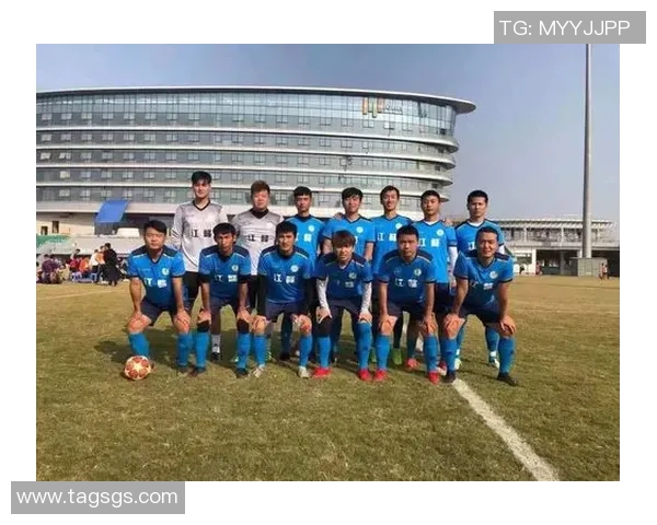 赛后分析：杭州足球队与南京足球队球员个人能力对比与表现评估